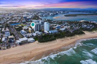 Sunshine Towers Boutique Apartments - 0