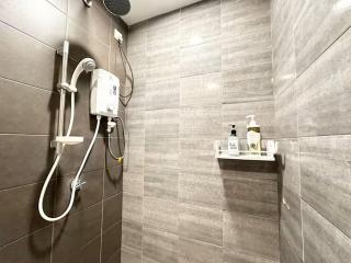 Symphony Tower - Self Check in, Privacy, Epic City View, Netflix, Free Parking - 5