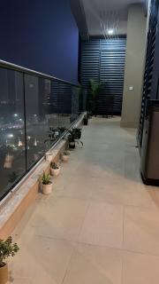 High End Luxury Sky and Water - Noida - 2