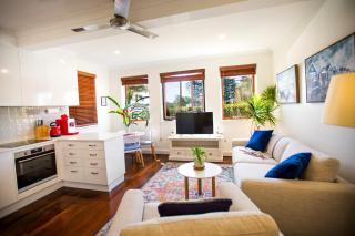 River View - Modern Living in a Vintage Apartment - Brunswick Heads - 6