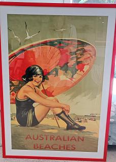 River View - Modern Living in a Vintage Apartment - 4