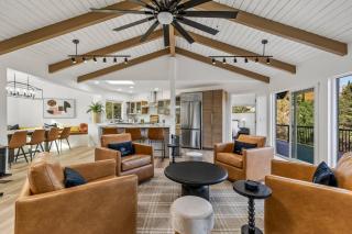 Stunning Red Rock Views with Hot Tub Theater Game Room - 8