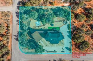 Stunning Red Rock Views with Hot Tub Theater Game Room - 1