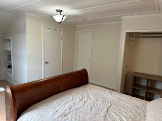Comfy Classic Cute Apartment - Watertown - 4