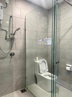 Skytree Serviced Apartment Bukit Indah Aeon 4guest with Balcony - Johor Bahru - 3