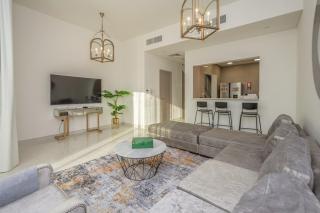 Family Getaway Villa - Ras al Khaimah - 0