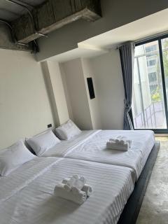 Ella Lamoon - Patong - 8