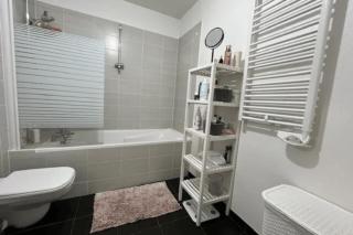 Soh Rent Strasbourg place des halles - Strasburgo - 2
