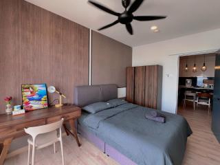 Stylish 4BR Emporis KD, Near EMHub, Segi & Thomson Hospital - Petaling Jaya - 0