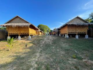 The Bamboo Cabin & Bar - Koh Phaluai - 7