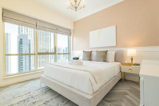 Serene 2BR Escape - Al Majara - Waterfront Stay - 6
