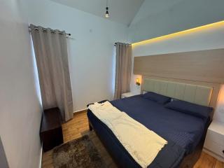 Camellia Crest - Bikkatti - 7