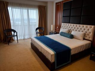 Ocean Breeze Sea View Apartments - Negombo - 6