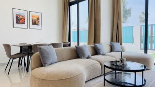 Family Heaven - Private Villa - Private Community Beach - Brand New - Playstation and Games - Close to the Casino being built - 5