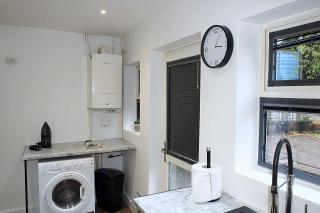 2BR House-Sleeps 5-Parking-Contractors & Families - Birmingham - 9