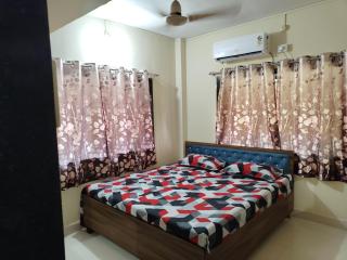Krishna Villa - - 9