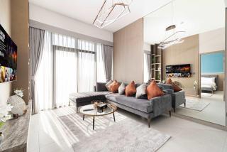 Spacious 1BR with Modern Amenities in Westwood Grande JVC - 0