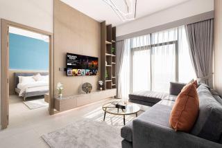 Spacious 1BR with Modern Amenities in Westwood Grande JVC - 9