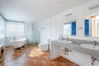 long warmth Pool Villa - 7