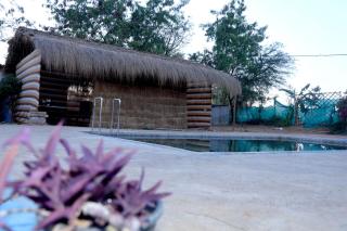 Neels Camp Resorts - 6