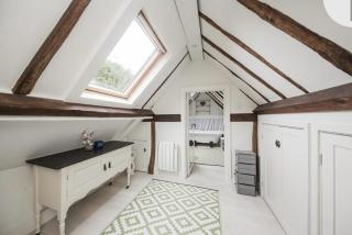 Modern barn style house in Kent countryside - Wrotham - 2