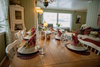 Fredfullt hus ved Oksfjordvannet - 3