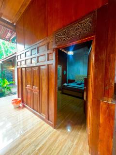 Homestay Omah Joglo - - 3