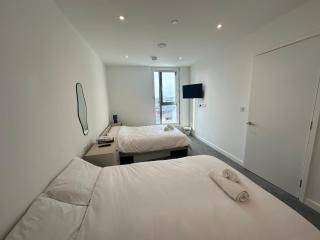Modern 2 Bed Old Trafford Stadium - Manchester - 2
