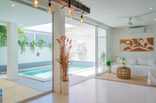 5BR Villa, 1 min to Beach, with Private Pool, Gym & Games - Canggu - 2