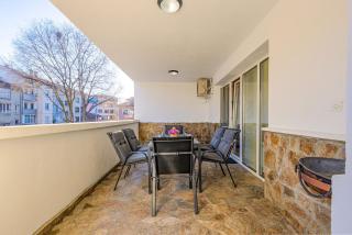 Stancho's House 3BR apartment close to OLD TOWN & KAPANA district - 6