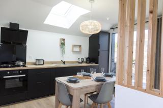 APPART-HOTEL n 3 avec terrasse, piscine, petit-dejeuner et parking privé - Chouzelot - 7