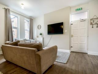 Pass the Keys Luxury 2 Bed Next to City Centre Queens Uni - Belfast - 4
