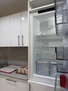 Skyview - One minute to Vendome mall - 6