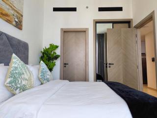 Modern Luxury Fully Furnished 1BH Apartment in Binghatt Nova JVC - Easy Access to JBR, Circle Mall & Dubai Hills Mall - 3