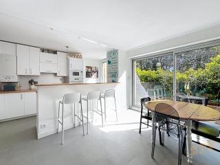 Appartement Lumineux en rez de jardin & Terrasse - Les Frères de la Loc' - Marseille - 0