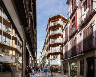 Limehome Granada Calle Lopez Rubio - 8