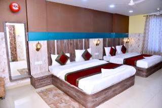 Hotel R S RESIDENCY - Varanasi - 4