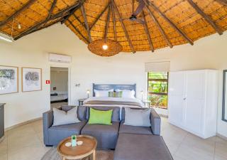 Shrimp Lane Cottages, Sea Horse Chalet - Ballito - 0