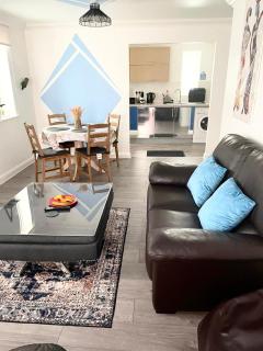 The Grand Forsyth Apartment - Two bedroom - Dagenham - 9