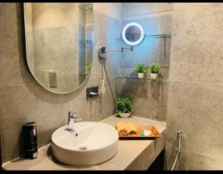 Opulent suite 11 - Ghaziabad - 5