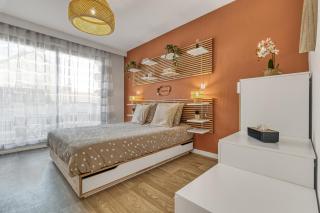 Studio Victoria SPA, au coeur du centre-ville CABINE HAMMAM -WIFI -GRAND LIT DOUBLE QUEEN SIZE 160x200cm - Aix-les-Bains - 2