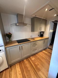 Wisteria Cottage - 6