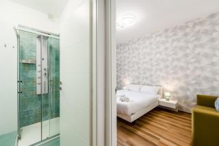 Bright Elegant Flat with Balcony, Milan Portello - Milan - 6