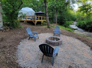 Pet-Friendly Glamping Dome Rental for Relaxing Escapes near Boone, NC - Purlear - 0