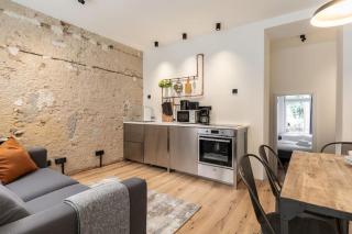 COOLEST Apartment in Berlin, easy Check-in, Industrial Style, near city center - Maisonette #2 - Berlijn - 7