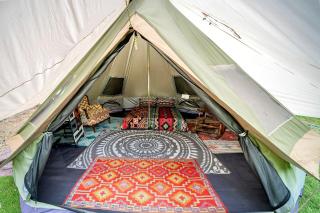 Off-Grid Creekside Tent Ideal for a Glamping Experience in Cosby, Tennessee - Cosby - 0