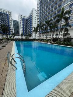 Mall of Asia 2BR Condo at Sea Residences with WIFI - Manila - 4