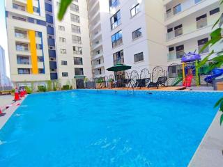 executive elegant wanderers rest three bedroom apartment with amazing city views, swimming pool ,gym and private ample parking space which offers not only comfortable but also luxurious lifestyle - Nairobi - 1