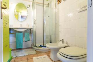 GuestHost - Lovely Apartment with Garden and Parking - 6