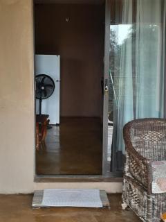 African Bushveld 129A Bachelor Room - Buffelspoort - 2